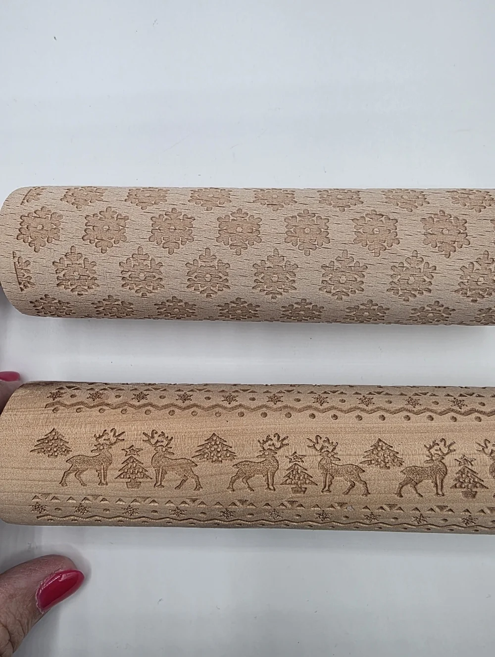 Engraved Wooden Rolling Pin  Snowflake Reindeer Pastry Embossing Tool Cookie 2